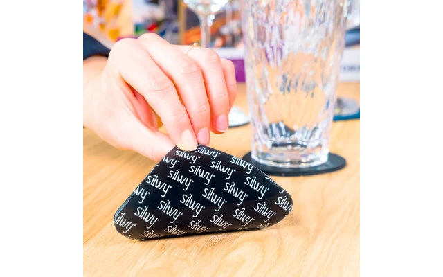 Silwy® Metall Nano Gel Untersetzer Eckig 8,3 X 8,3 Cm Weiß 3 Silwy® Metall Nano Gel Untersetzer Eckig 8,3 X 8,3 Cm Weiß