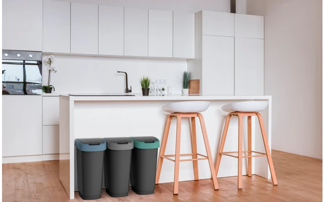 Rotho Twist Abfalleimer Mit Schwing- Und Klappdeckel 25 Liter Mistletoe Grün 9 Rotho Twist Abfalleimer Mit Schwing- Und Klappdeckel 25 Liter Mistletoe Grün – Bild 7